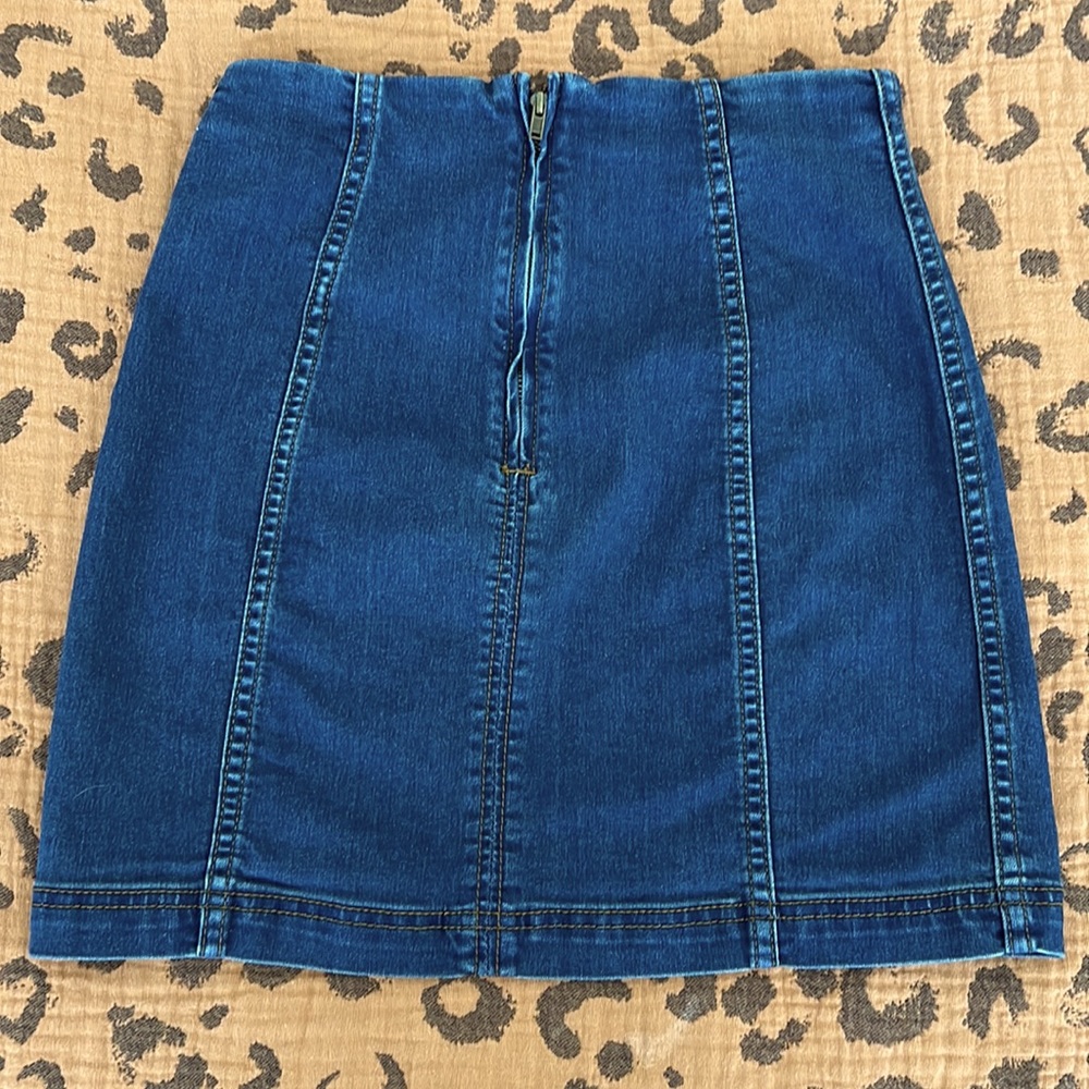 Free People Mini - Picture 5 of 5